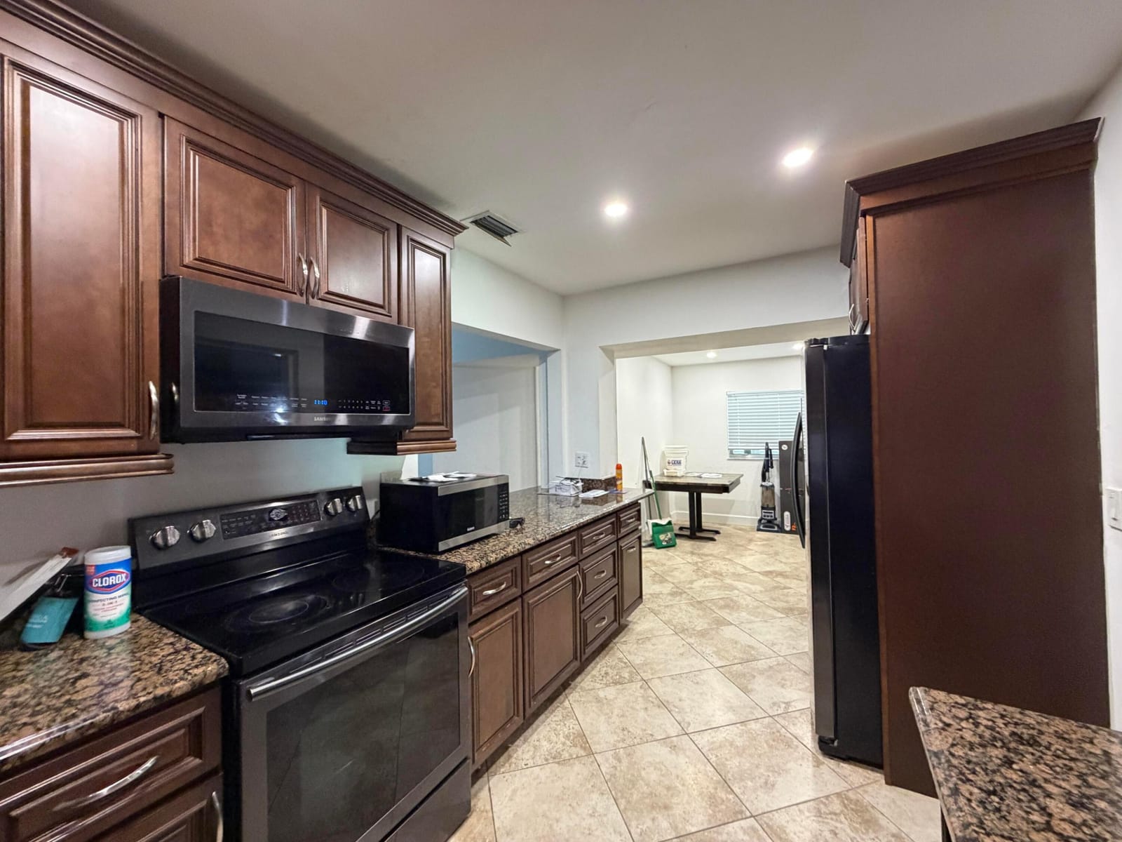 3082 Reo Lane — photo 10