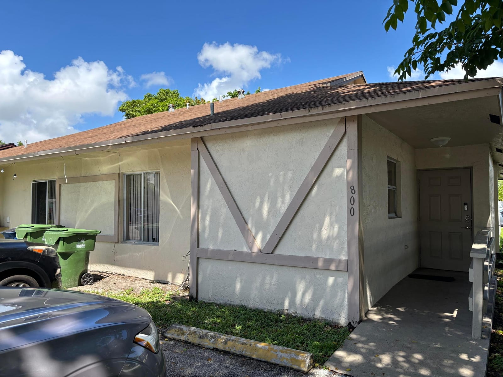 800 SW 9TH Street — photo 2