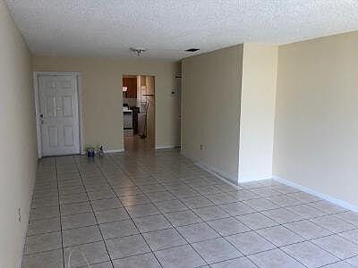 800 SW 9TH Street — photo 8