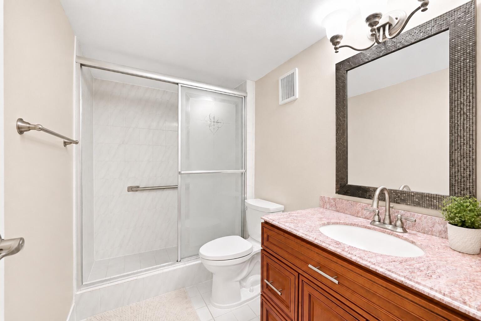 380 E Laurel Drive 5D, Margate, FL 33063 photo 8