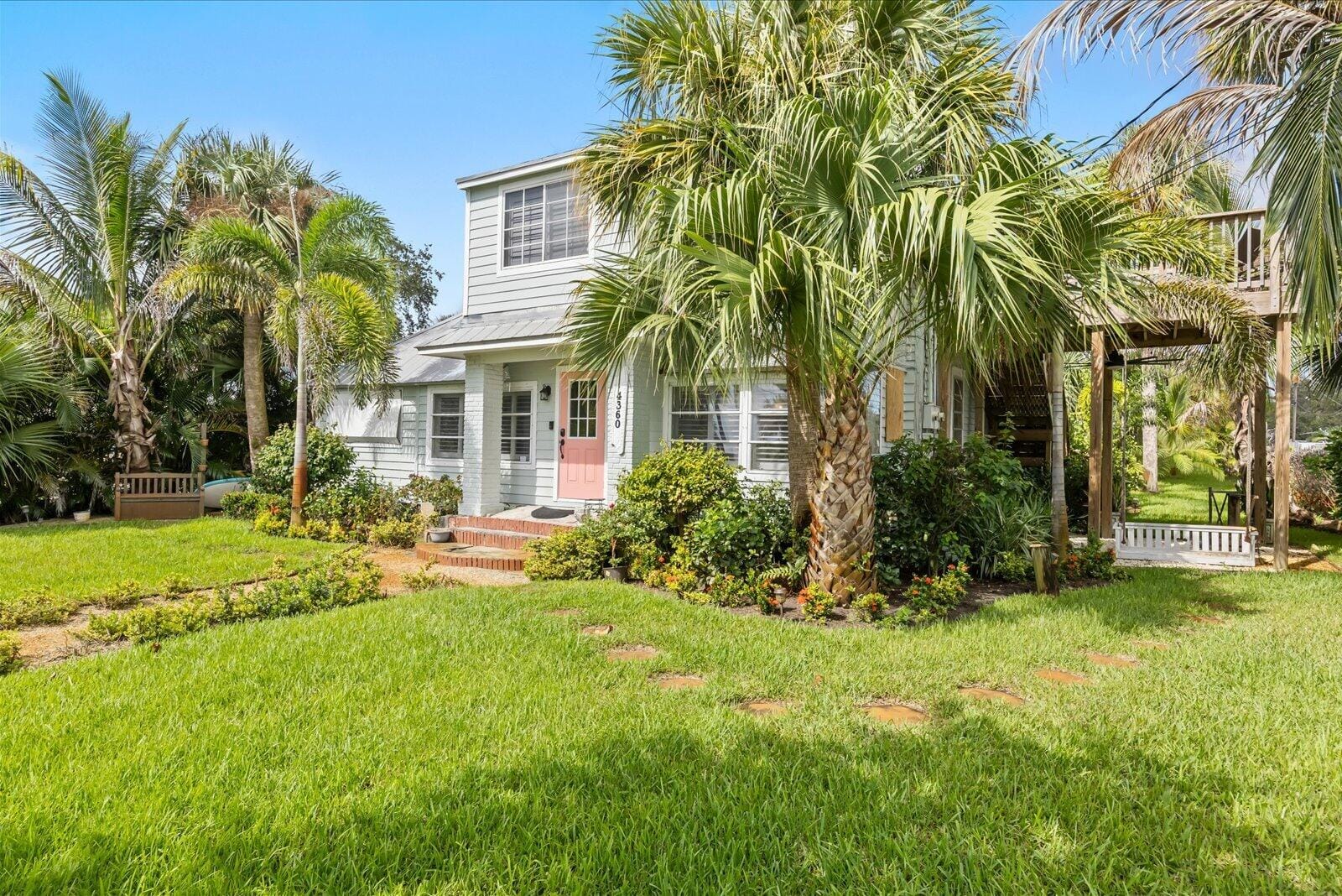 4360 NE INDIAN RIVER Drive, Jensen Beach, FL 34957 photo 17