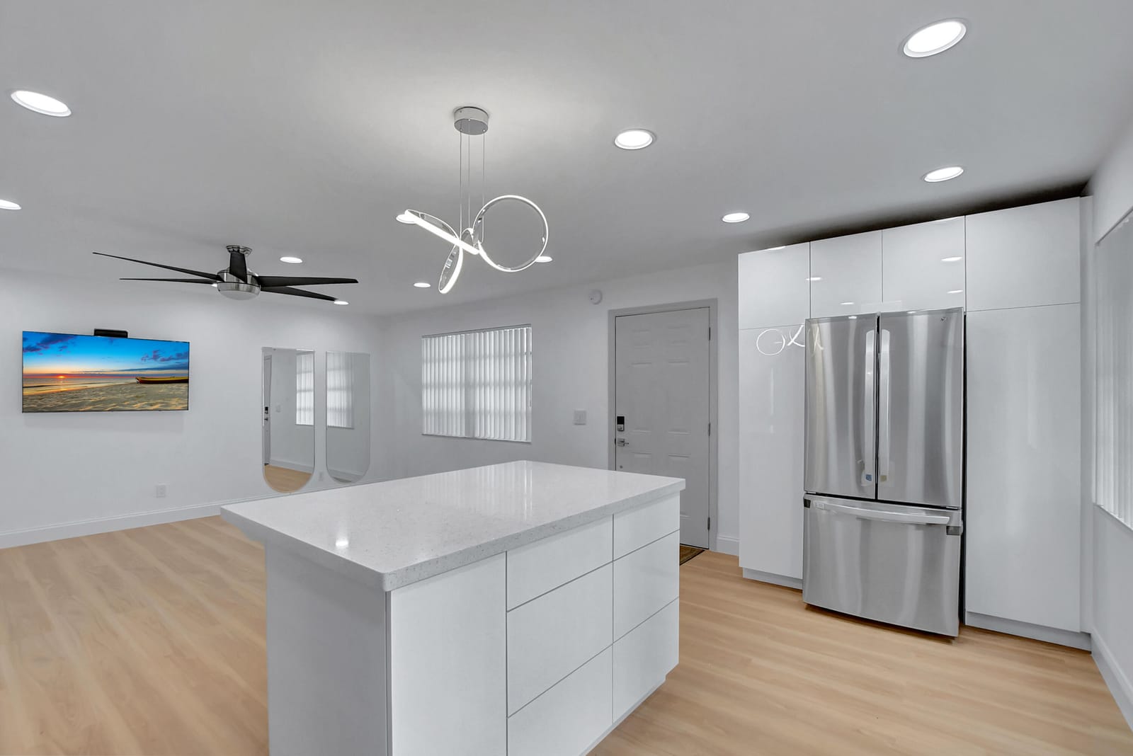 972 NORMANDY U — photo 12