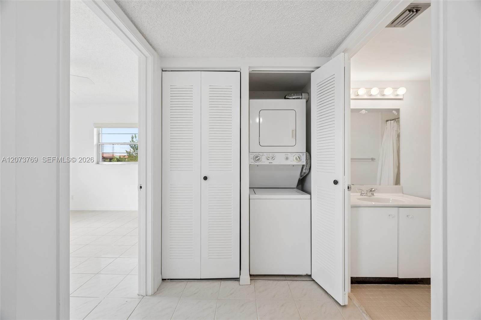 12501 SW 14th Street 401R — photo 4