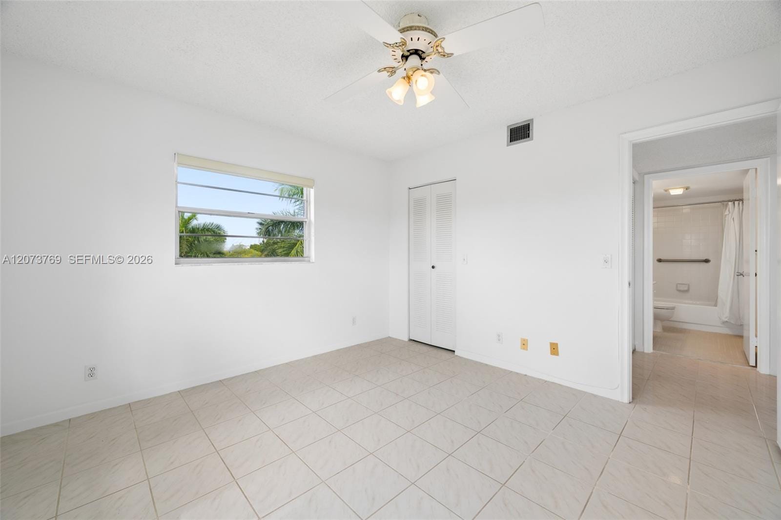 12501 SW 14th Street 401R — photo 5