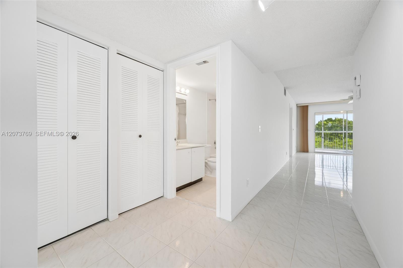 12501 SW 14th Street 401R — photo 7