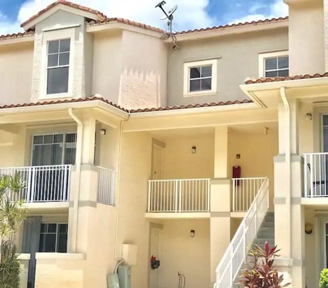 1136 TOWN CENTER Drive 23, Jupiter, FL 33458