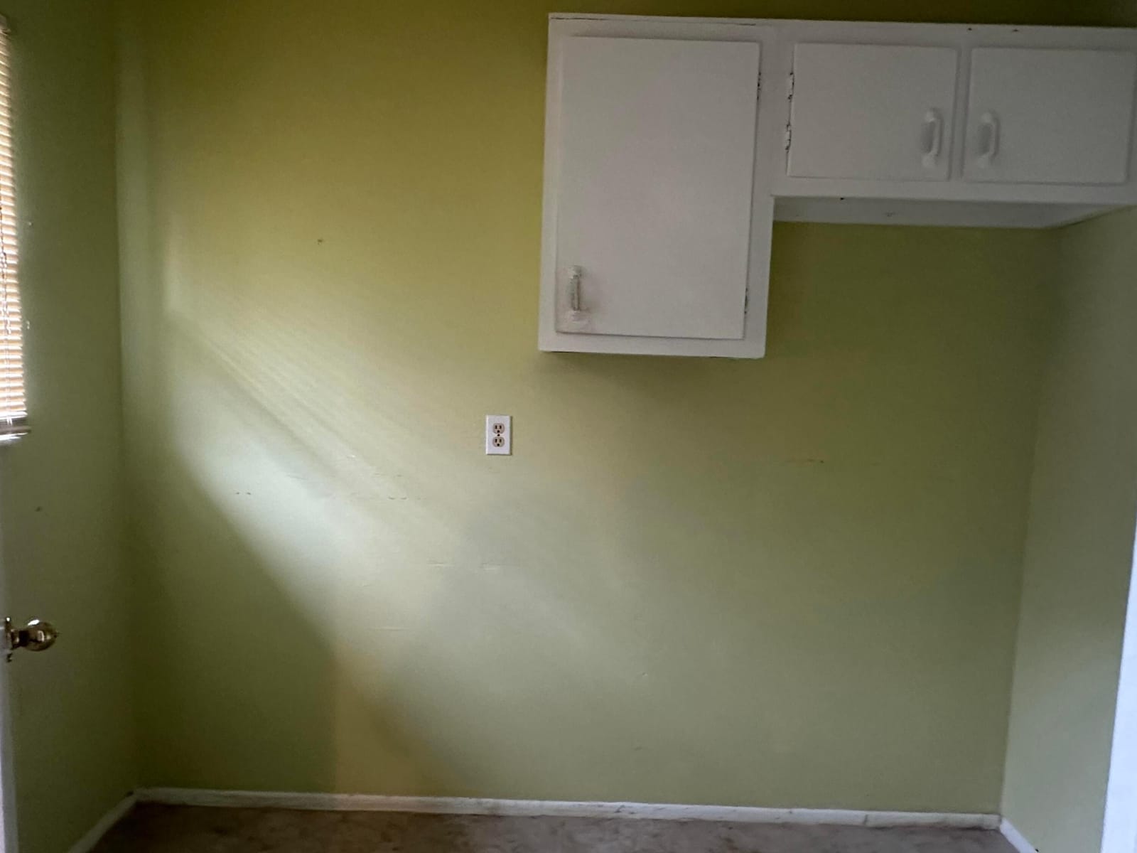 258 SW Bridgeport Drive — photo 6
