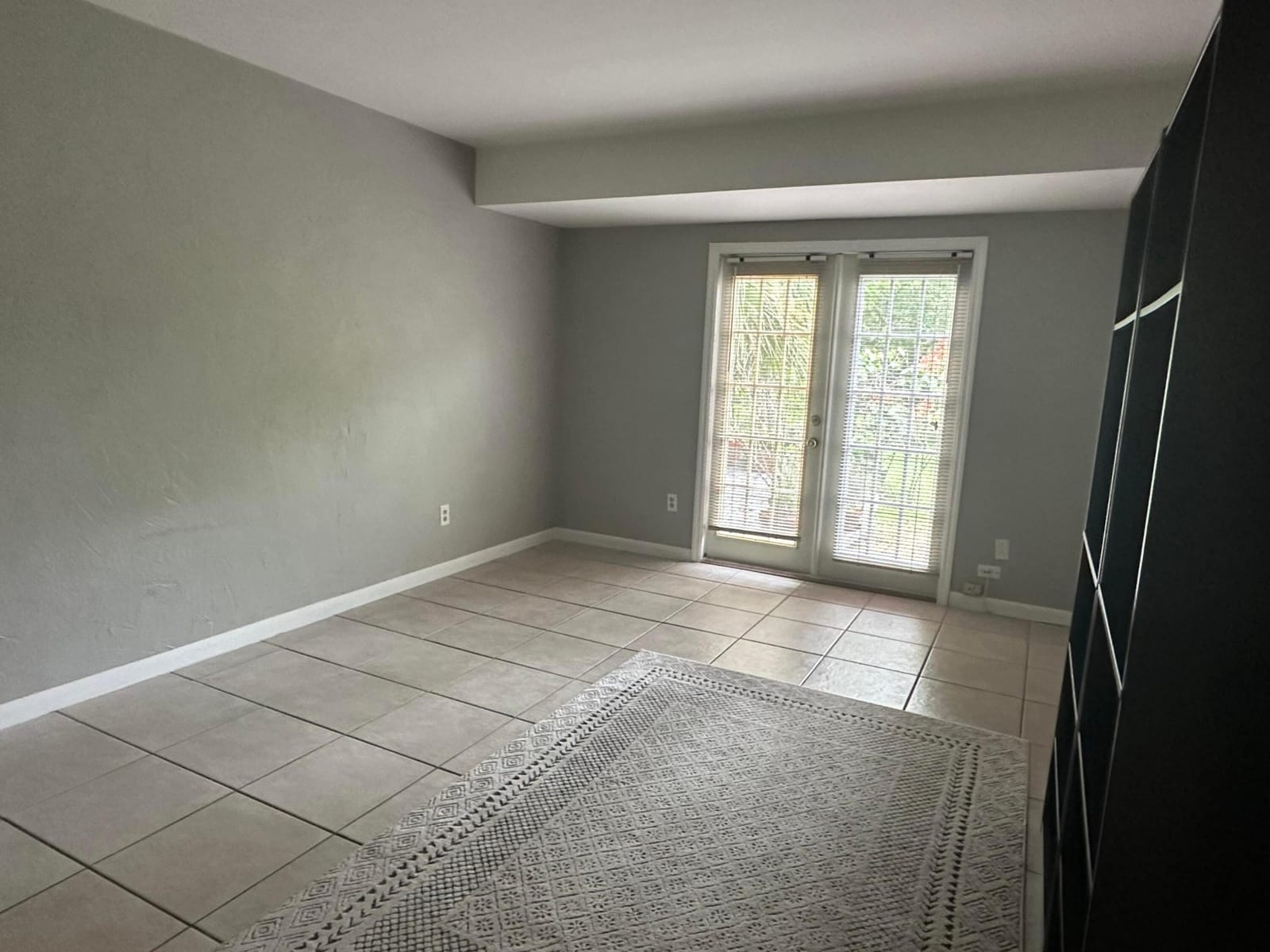 258 SW Bridgeport Drive — photo 9