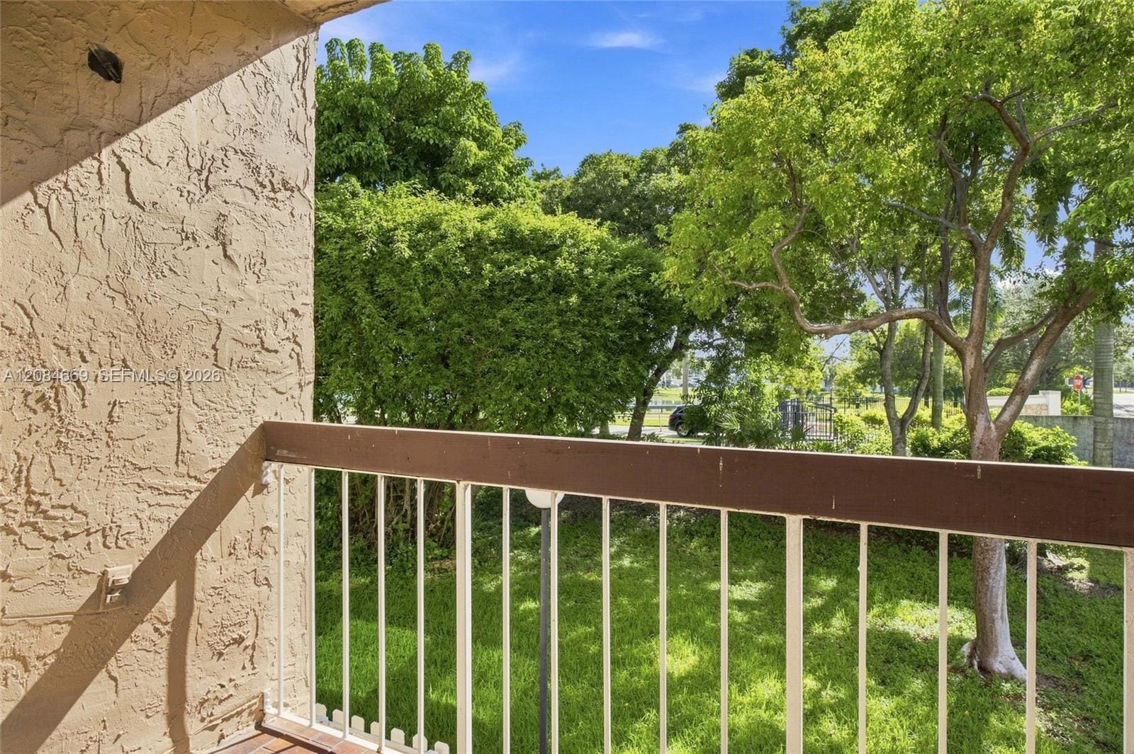 9905 NW 9th St Circle 12-21, Miami, FL 33172 photo 26