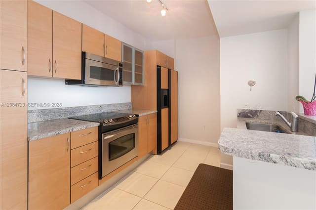 2775 NE 187th Street 630, Aventura, FL 33180