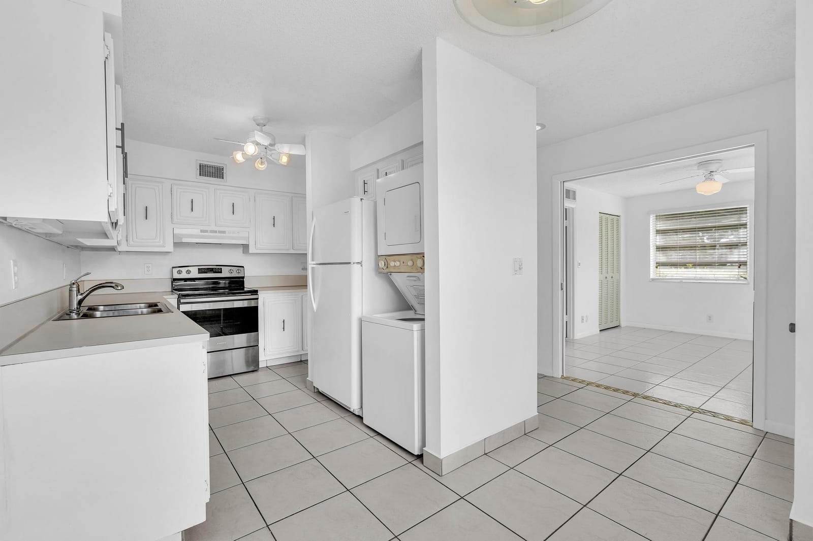 13721 FLORA Place D, Delray Beach, FL 33484 photo 4