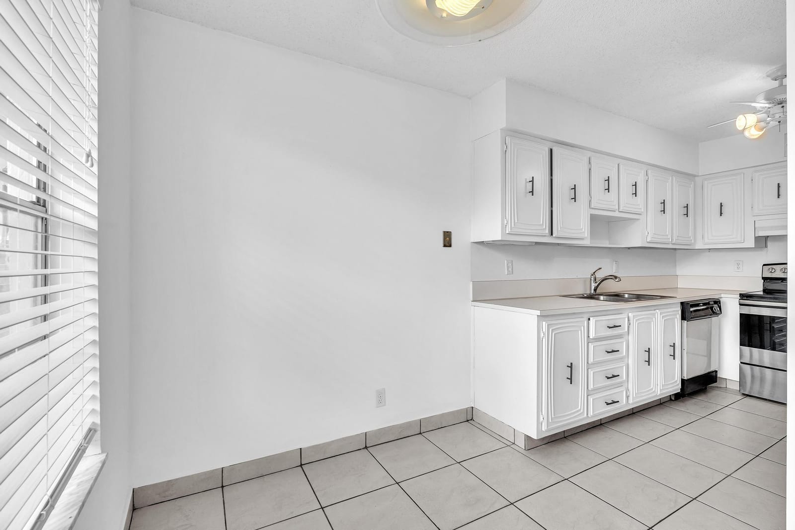 13721 FLORA Place D, Delray Beach, FL 33484 photo 5