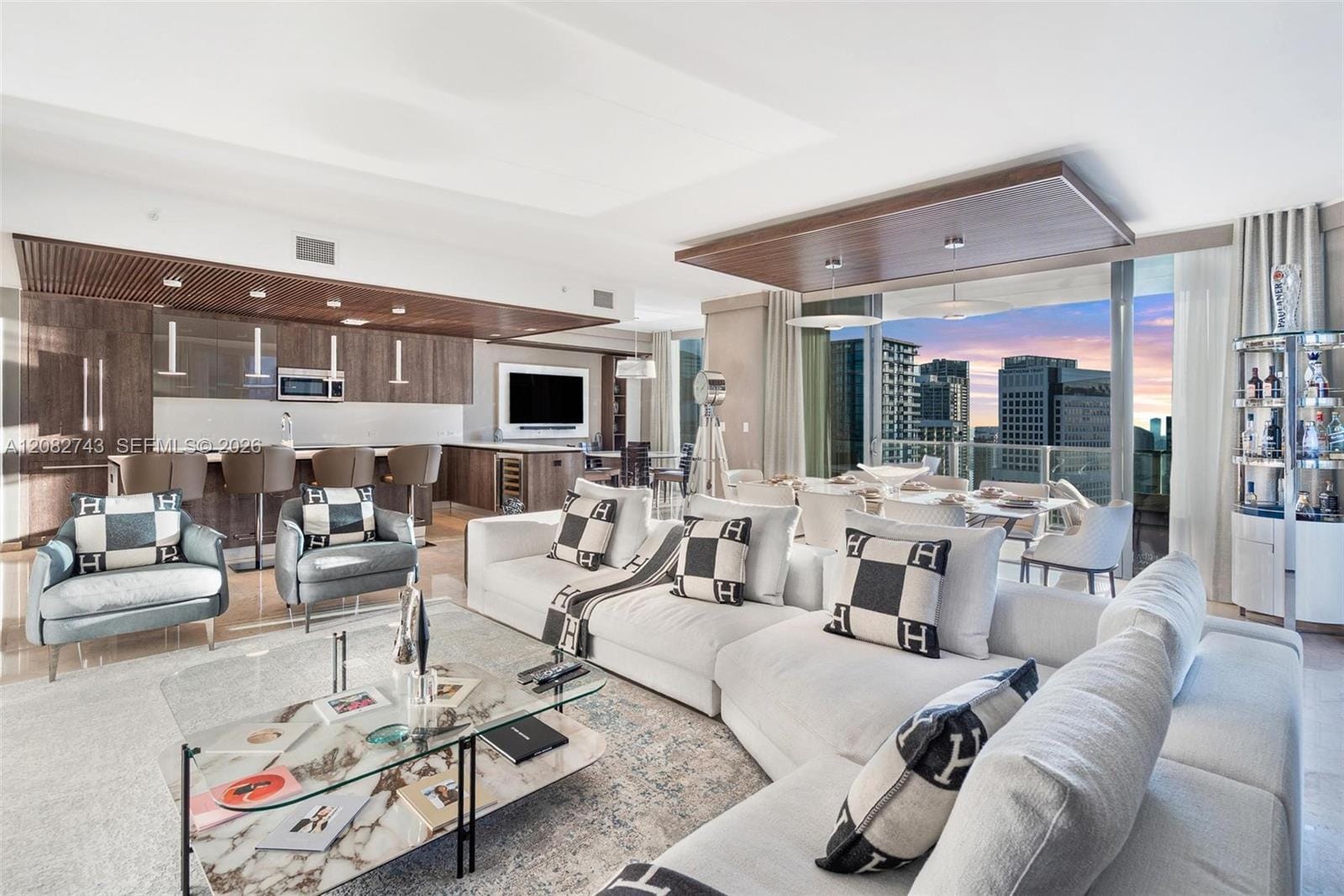 88 SW 7th Street 3801, Miami, FL 33130 photo 14