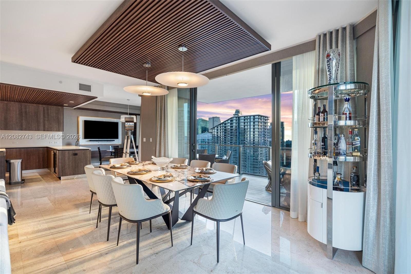 88 SW 7th Street 3801, Miami, FL 33130 photo 3