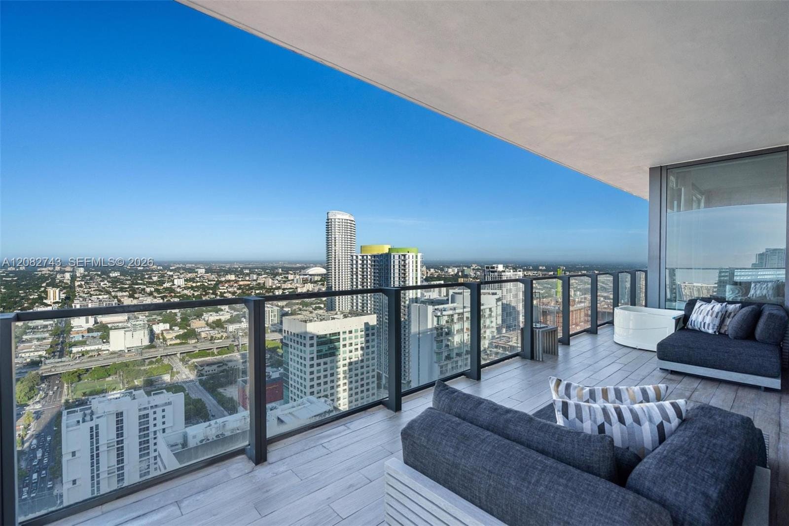 88 SW 7th Street 3801, Miami, FL 33130 photo 24