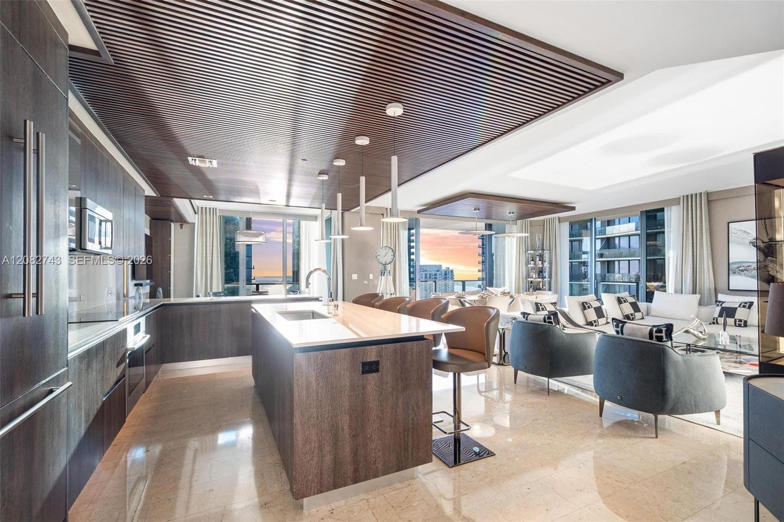 88 SW 7th Street 3801, Miami, FL 33130 photo 10