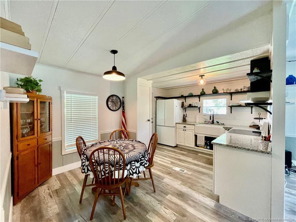 15948 SW Indianwood Circle — photo 8