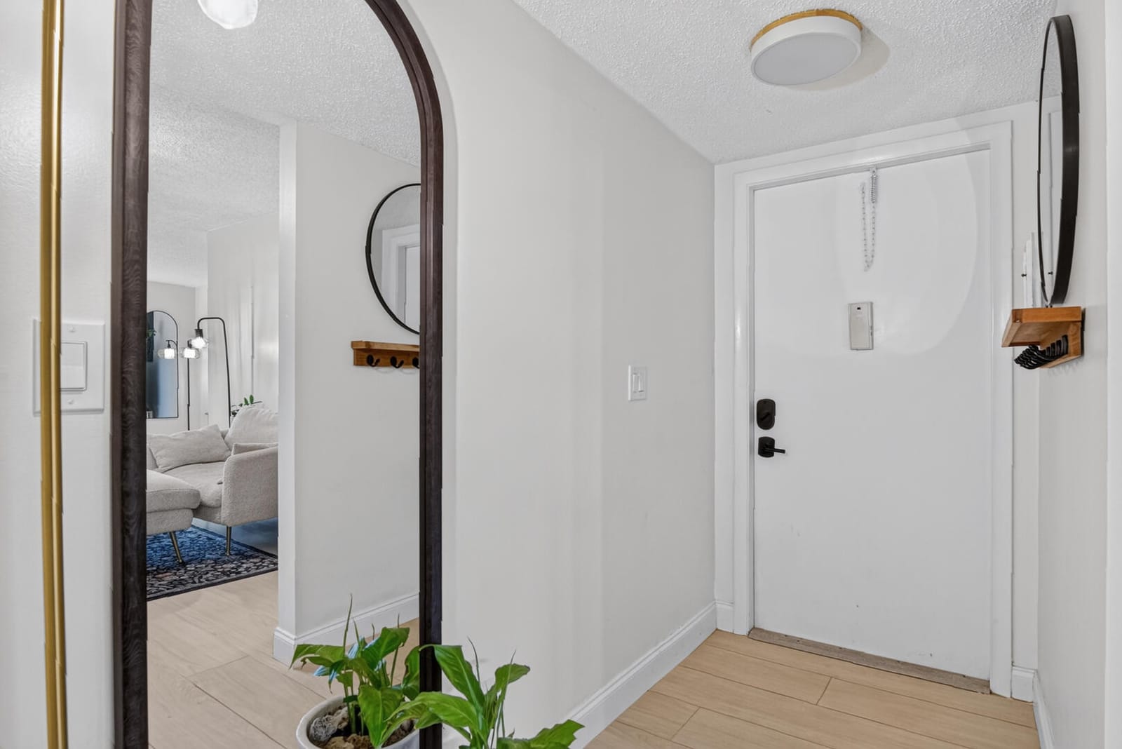 3212 S LAKEVIEW Circle 10104 — photo 4