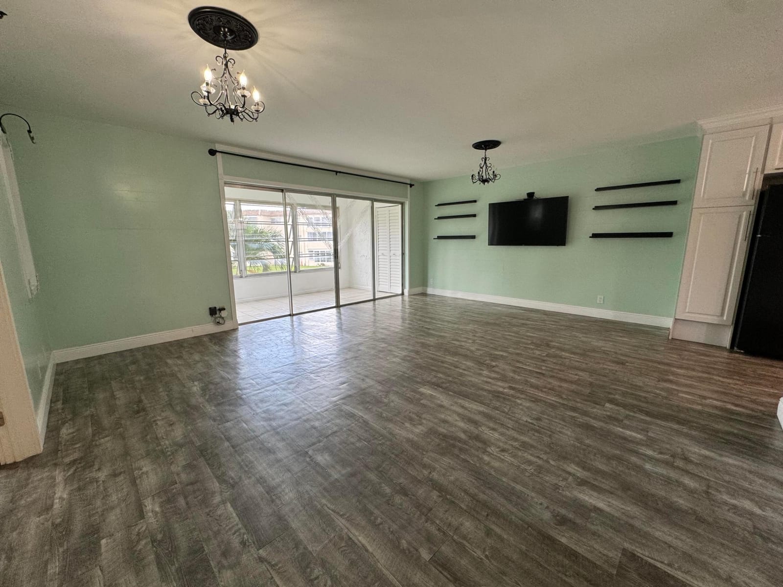 721 LORI Drive 206, Palm Springs, FL 33461 photo 8