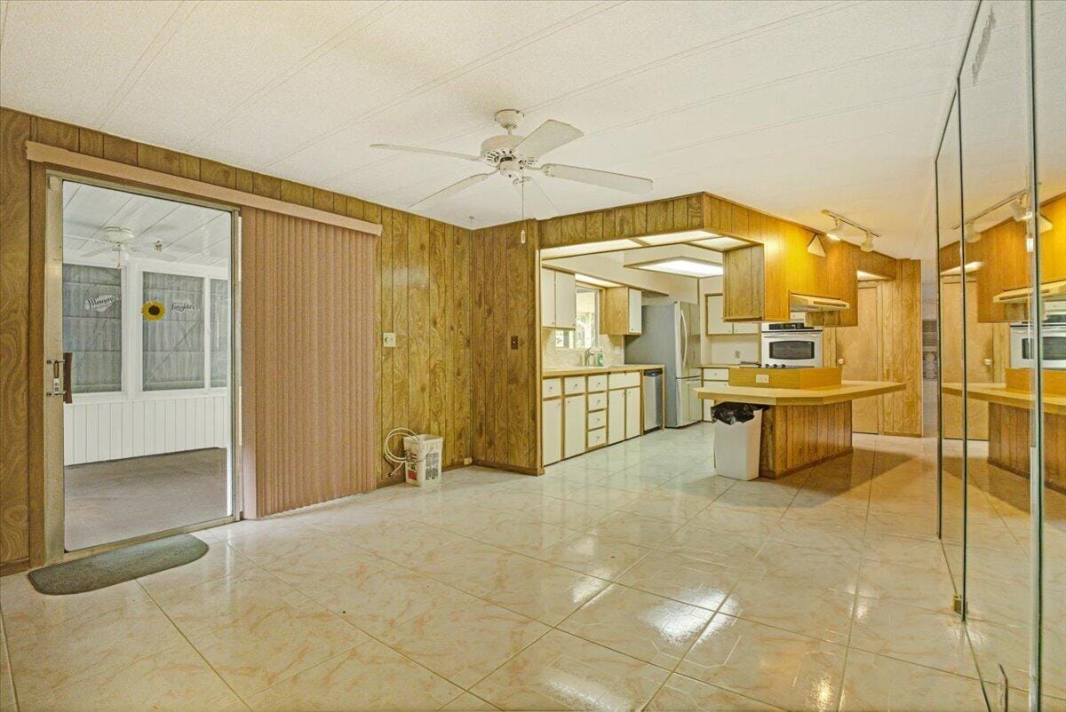 109 NW 51ST Street — photo 5