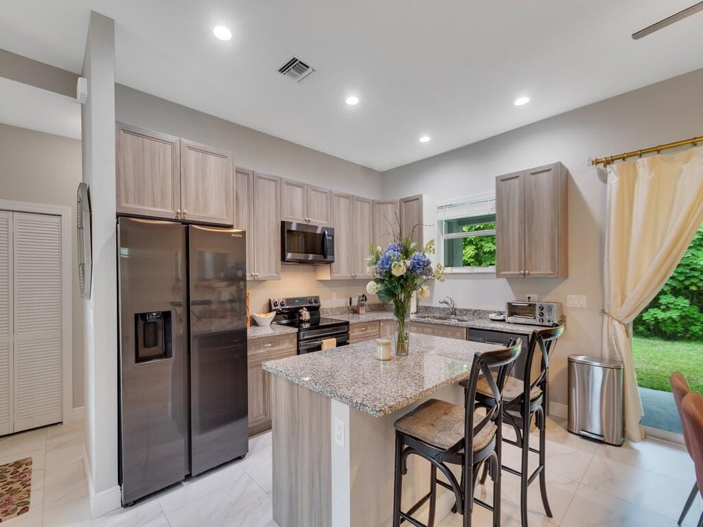 1725 20TH Avenue, Vero Beach, FL 32960 photo 8