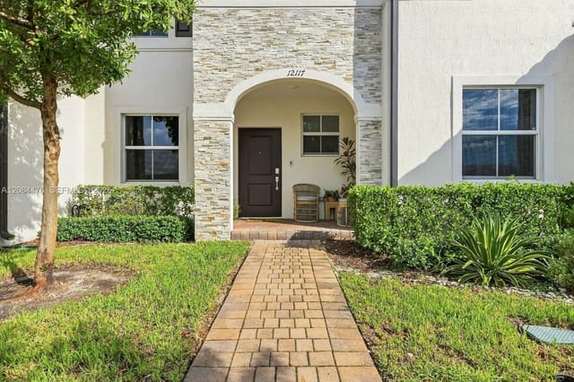 12117 NW 23rd Court, Westview Gardens Apartmen, Miami, FL