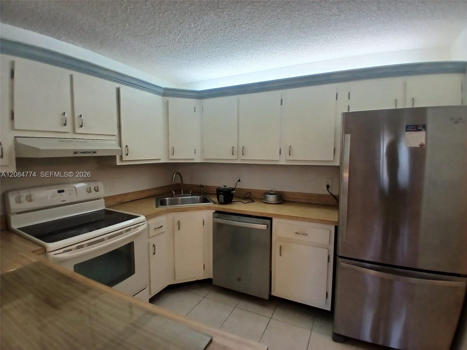 3561 Pine Tree Court D-2 — photo 12