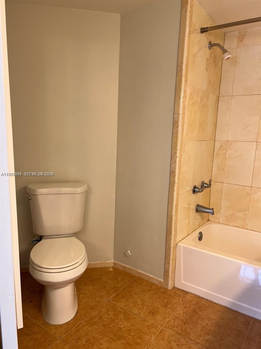 9711 Fontainebleau Boulevard D103, Miami, FL 33172 photo 8