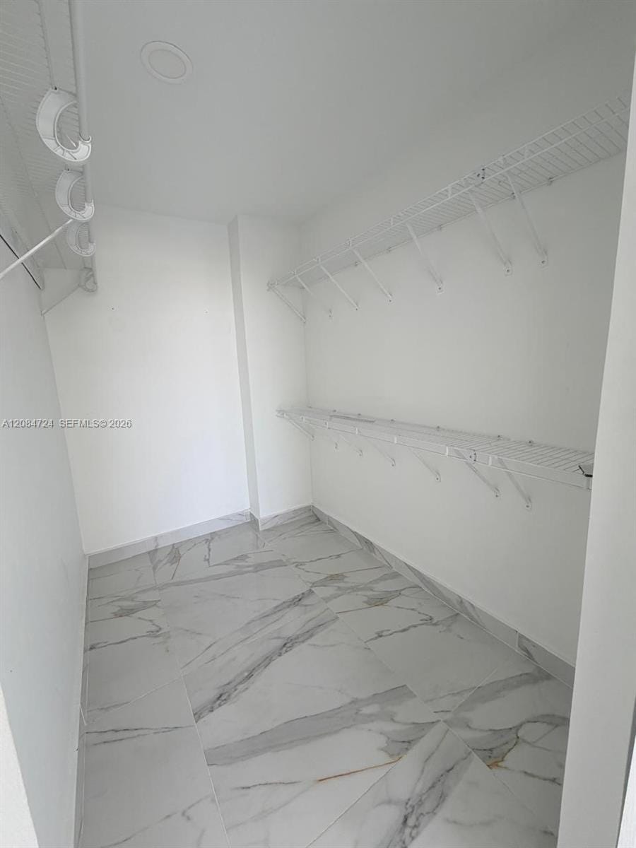 11111 Biscayne Boulevard 6E, Miami, FL 33181 photo 16