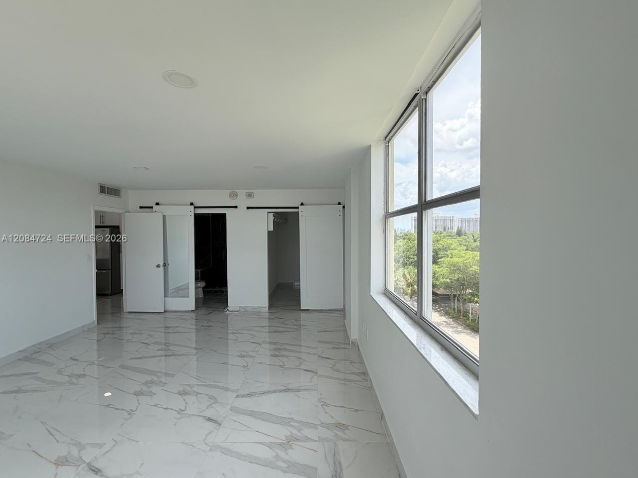 11111 Biscayne Boulevard 6E, Miami, FL 33181 photo 3