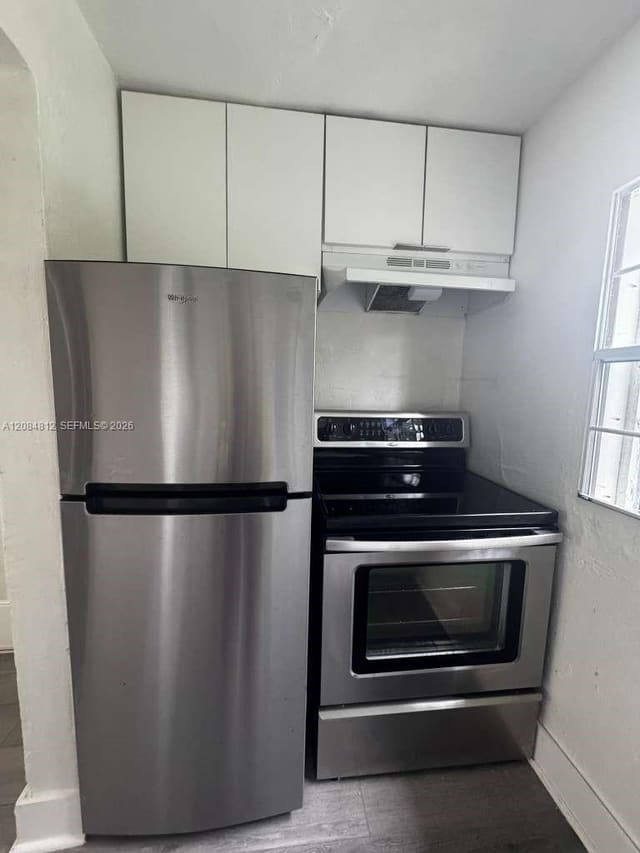 1121 NW 40th Street 4, Miami, FL 33127