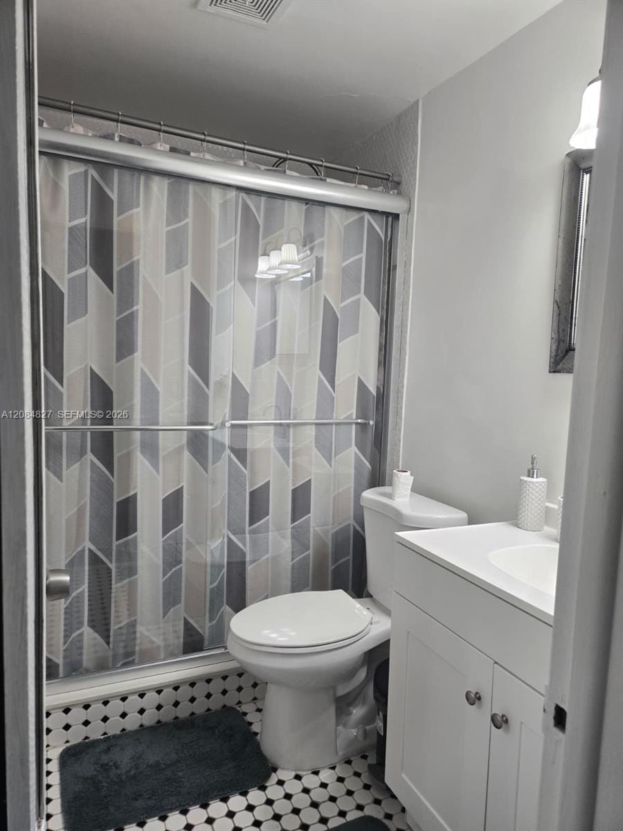 900 SW 11th Avenue 7C, Hallandale Beach, FL 33009 photo 13