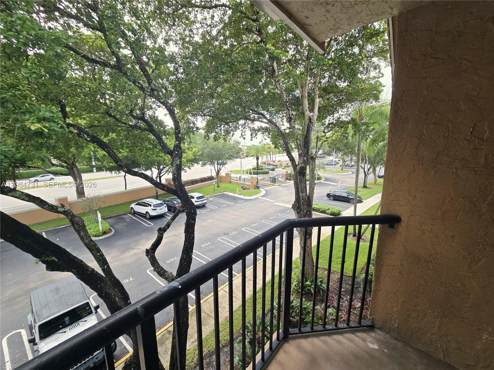 8701 Wiles Road 305, Coral Springs, FL 33067 photo 2