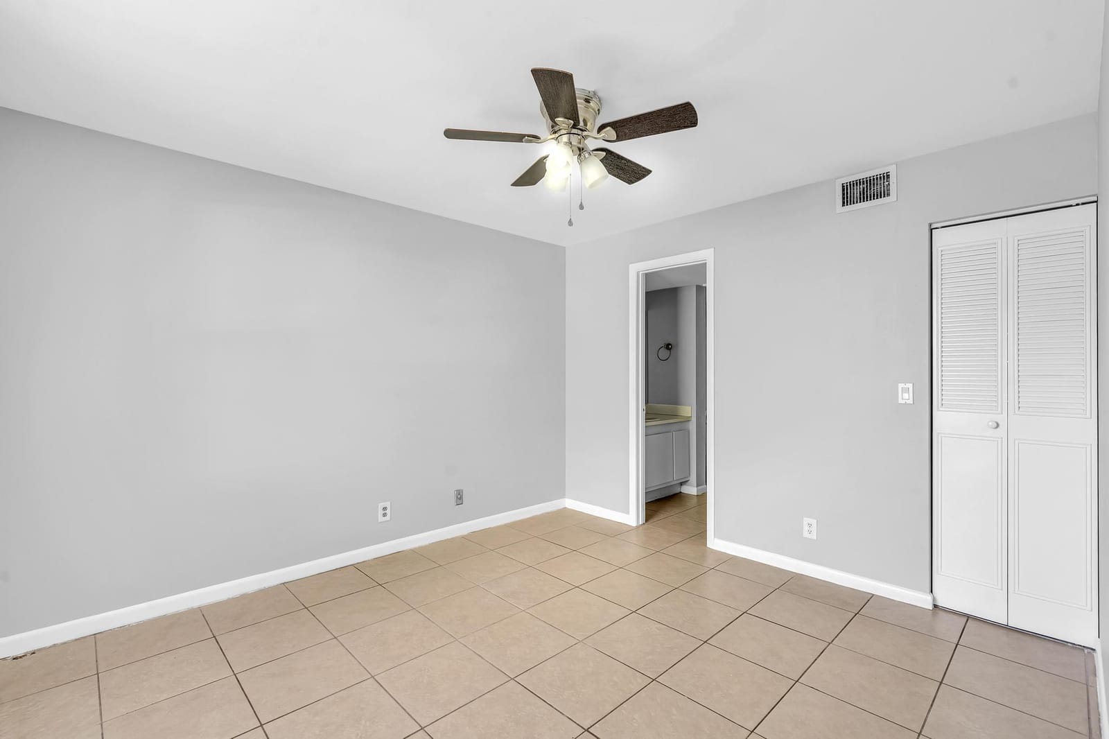 21904 LAKE FOREST Circle 202 — photo 12