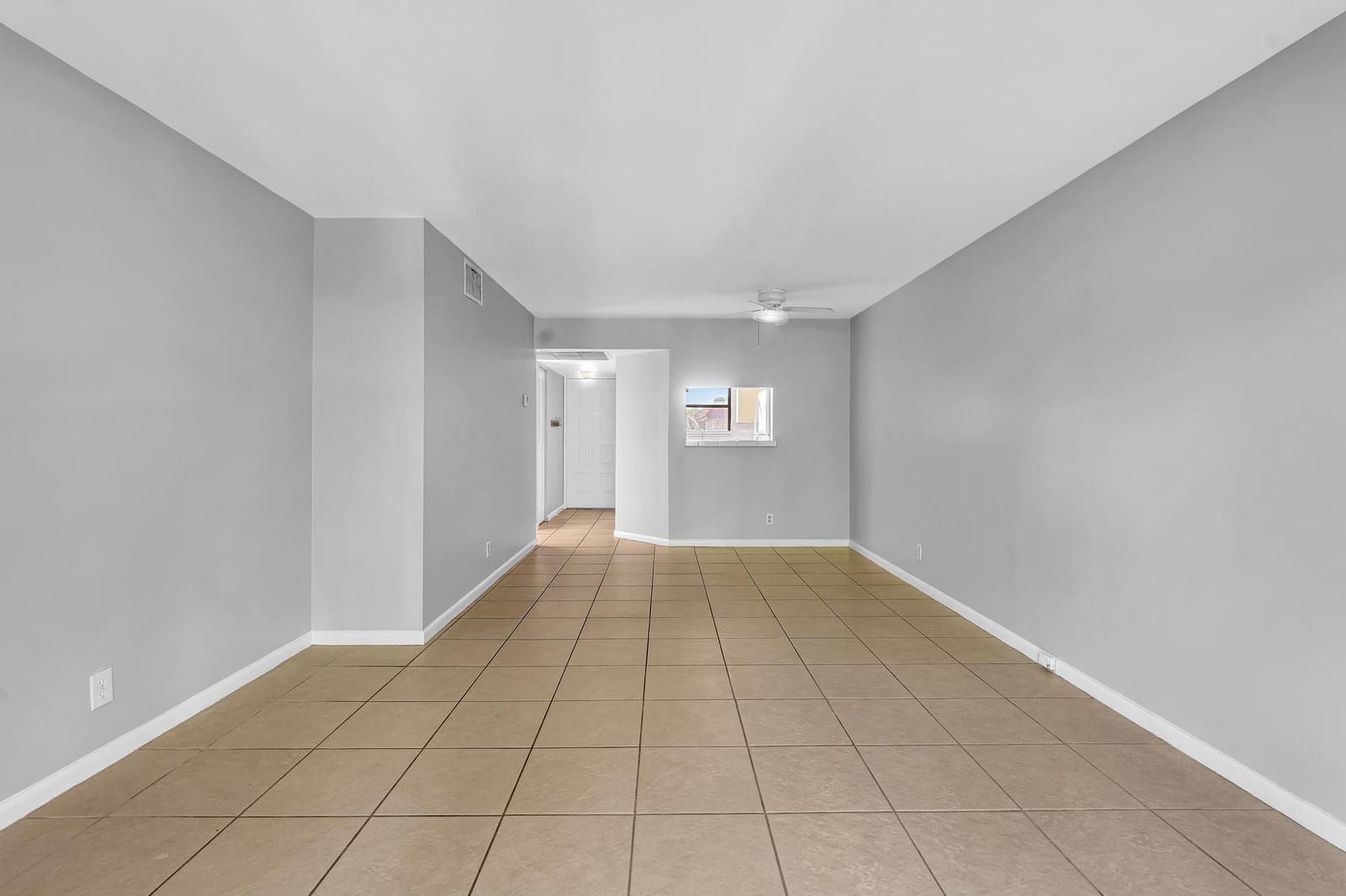 21904 LAKE FOREST Circle 202 — photo 9