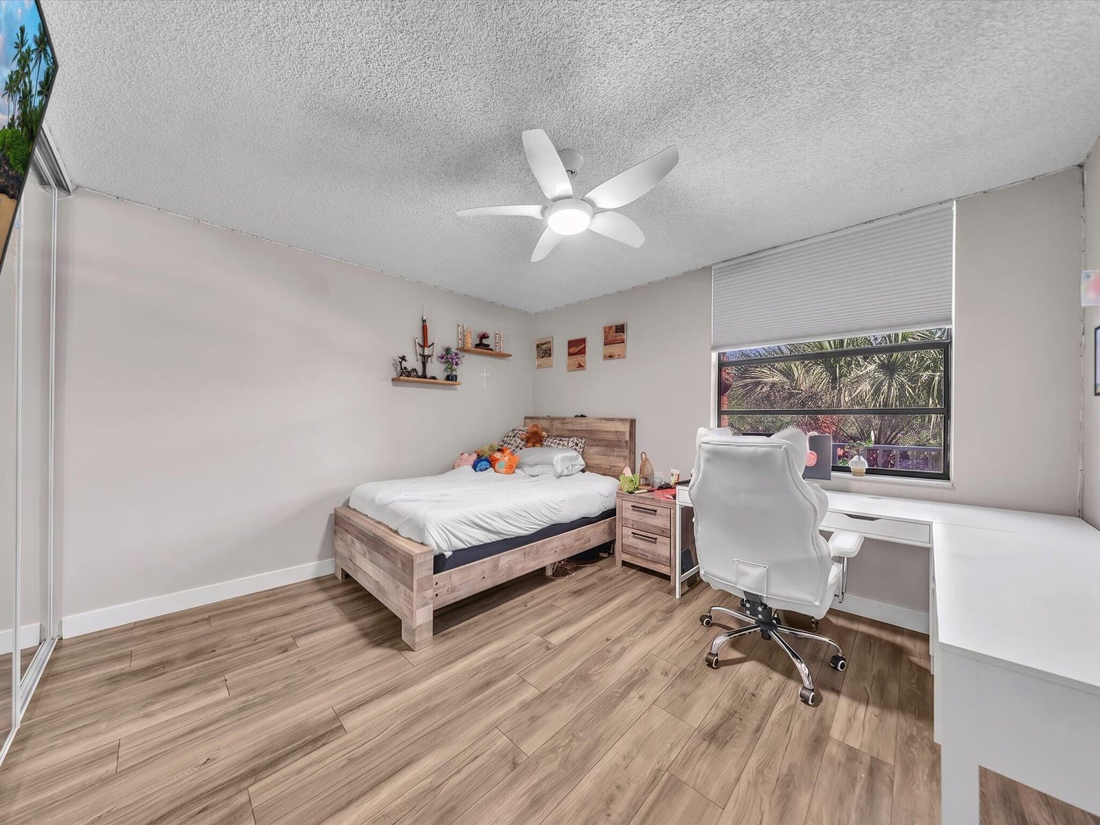 1701 Whitehall Drive 302, Davie, FL 33324 photo 23