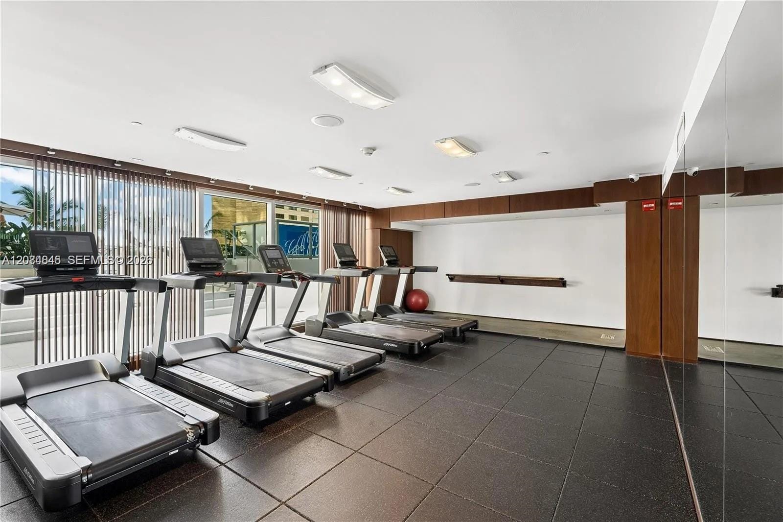 335 S Biscayne Boulevard 2506, Miami, FL 33131 photo 18