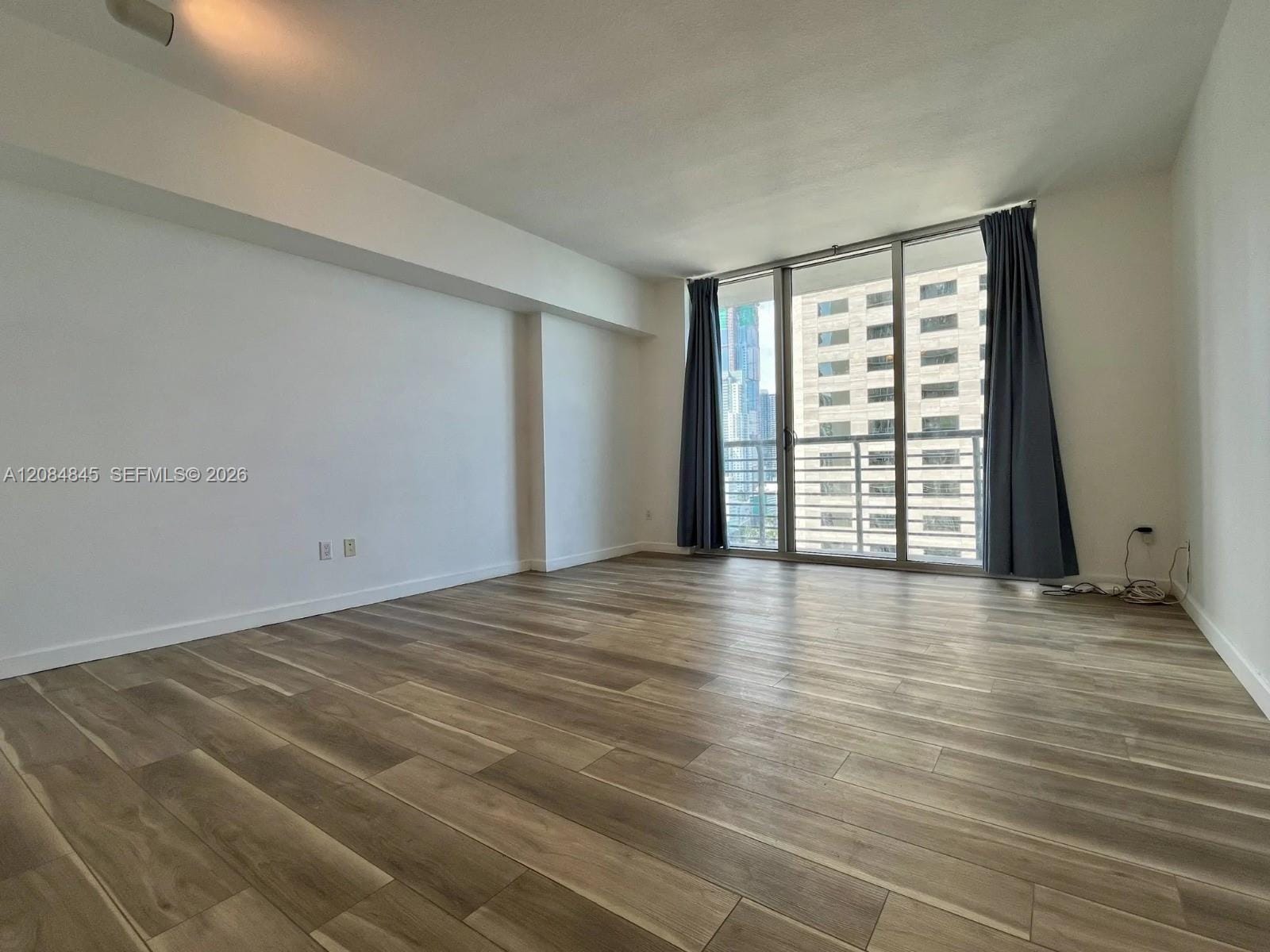 335 S Biscayne Boulevard 2506 — photo 10