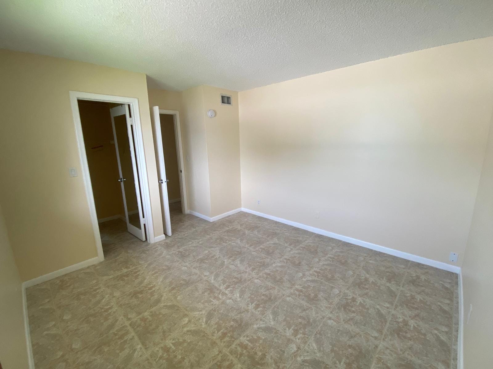 1020 CRYSTAL LAKE Drive 209 — photo 7