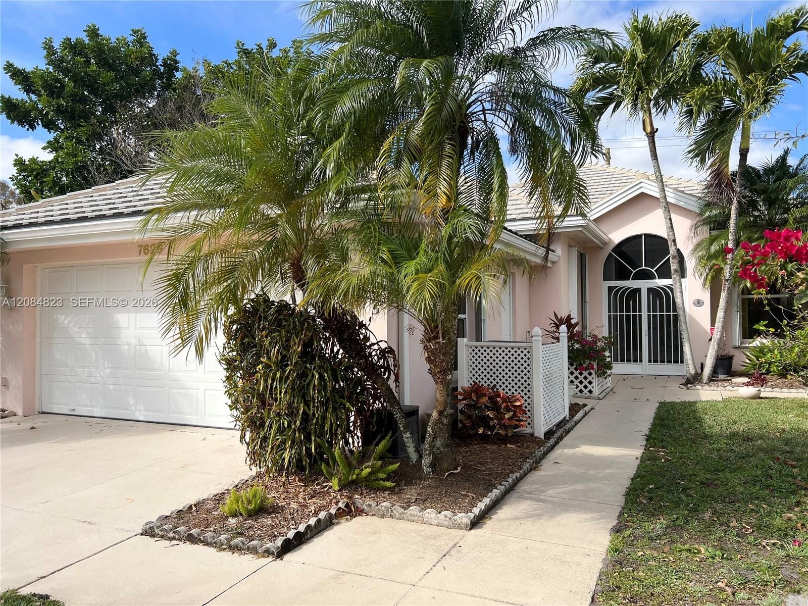 7625 SE Bay Cedar Circle — photo 4