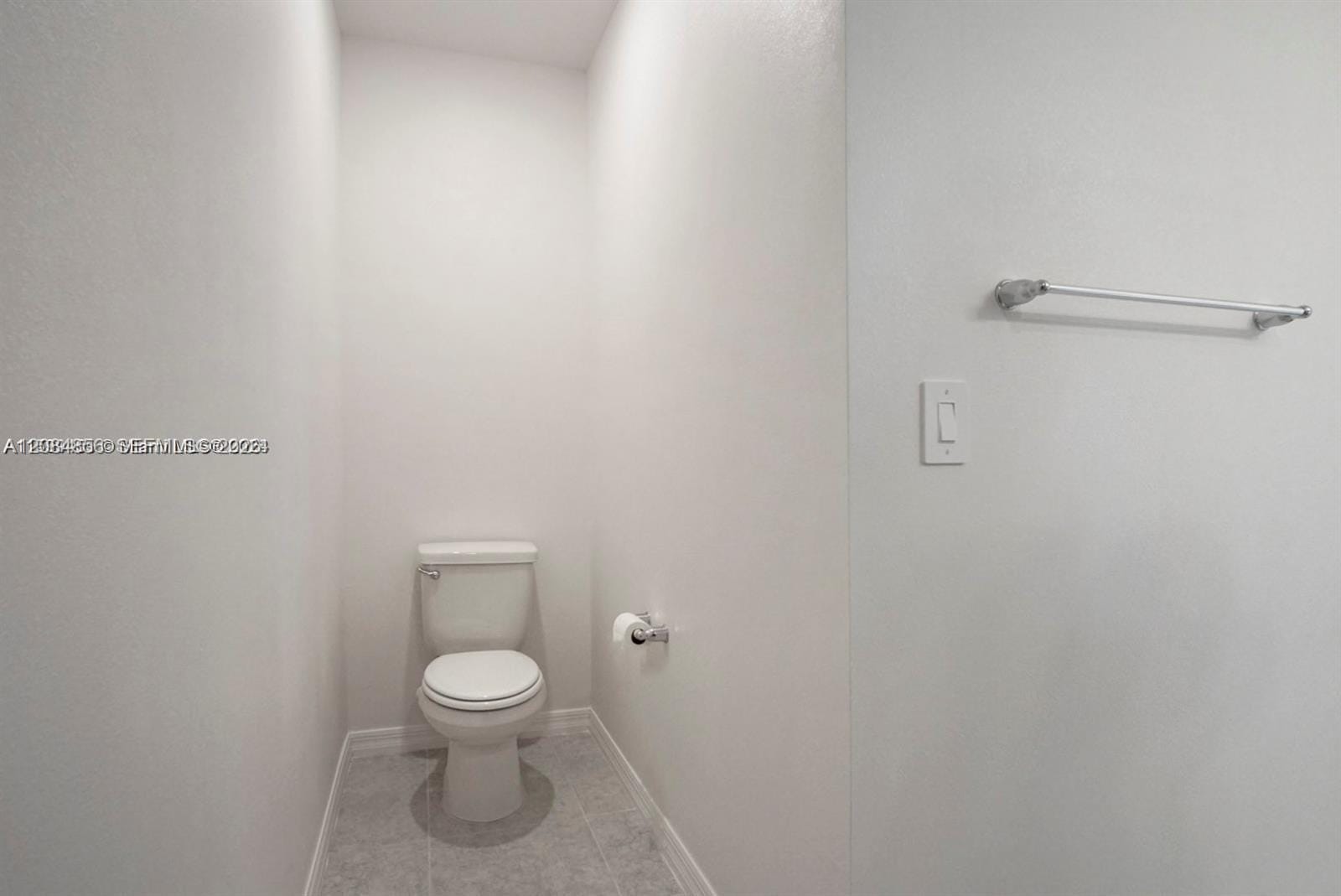 811 SE Seahouse Drive — photo 4