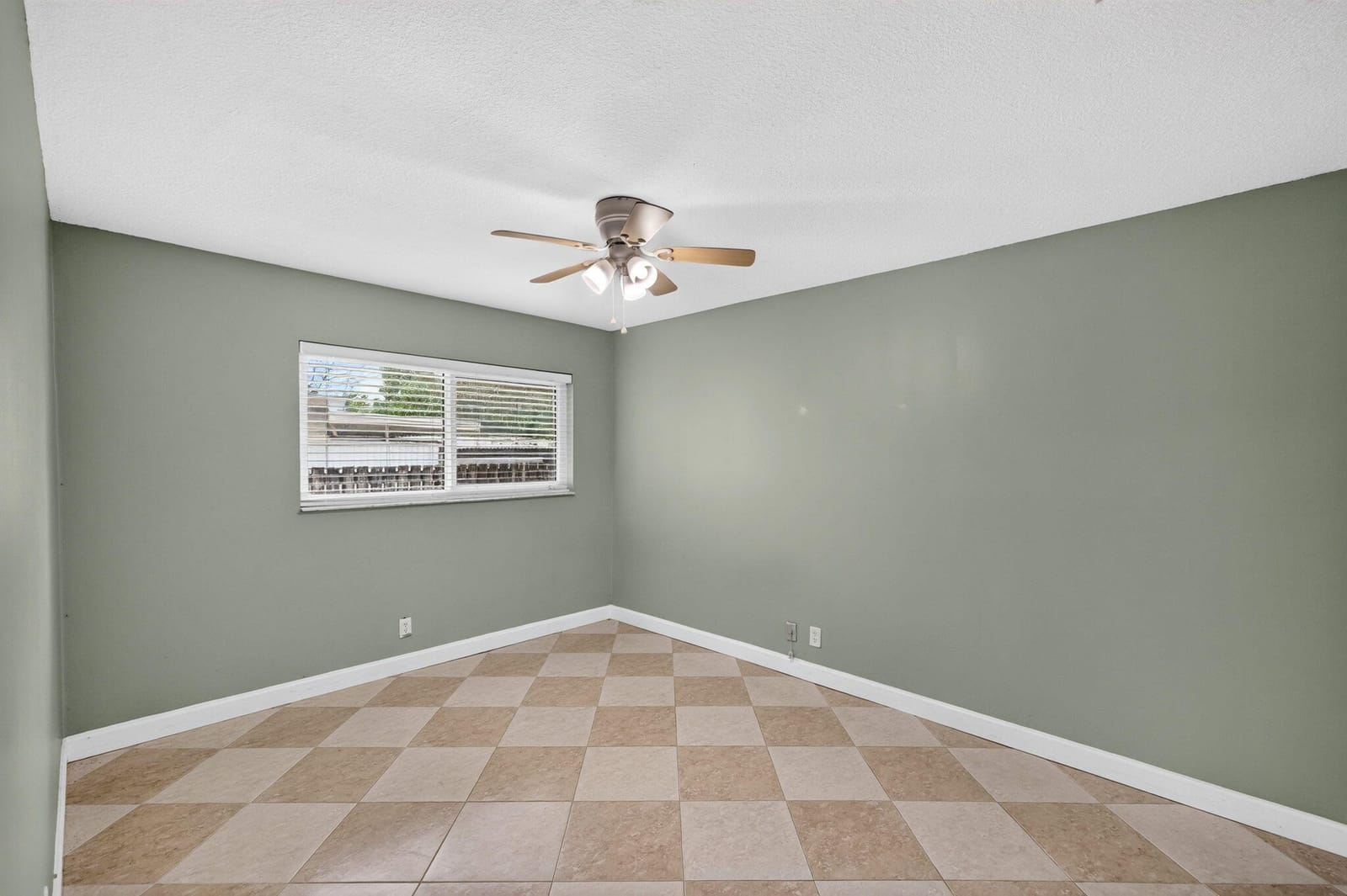 241 NW 49TH Street, Oakland Park, FL 33309 photo 16