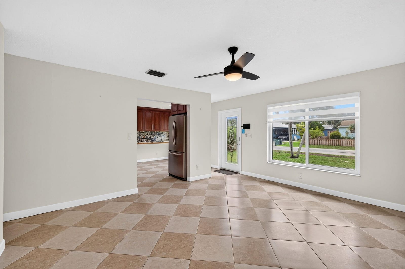 241 NW 49TH Street — photo 3