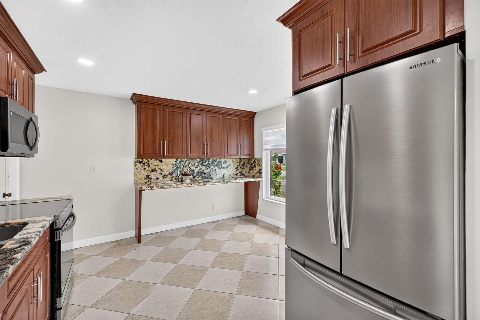 241 NW 49TH Street — photo 6