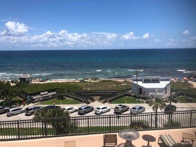 665 SE 21st Avenue 102, Deerfield Beach, FL 33441
