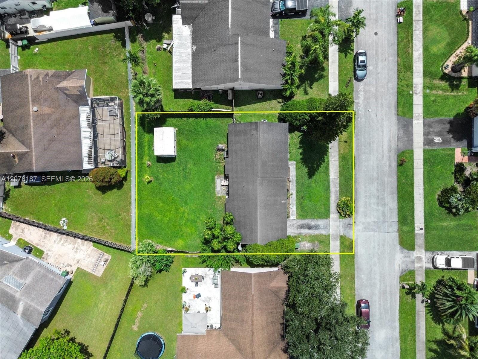 939 S Bluebird Lane — photo 3
