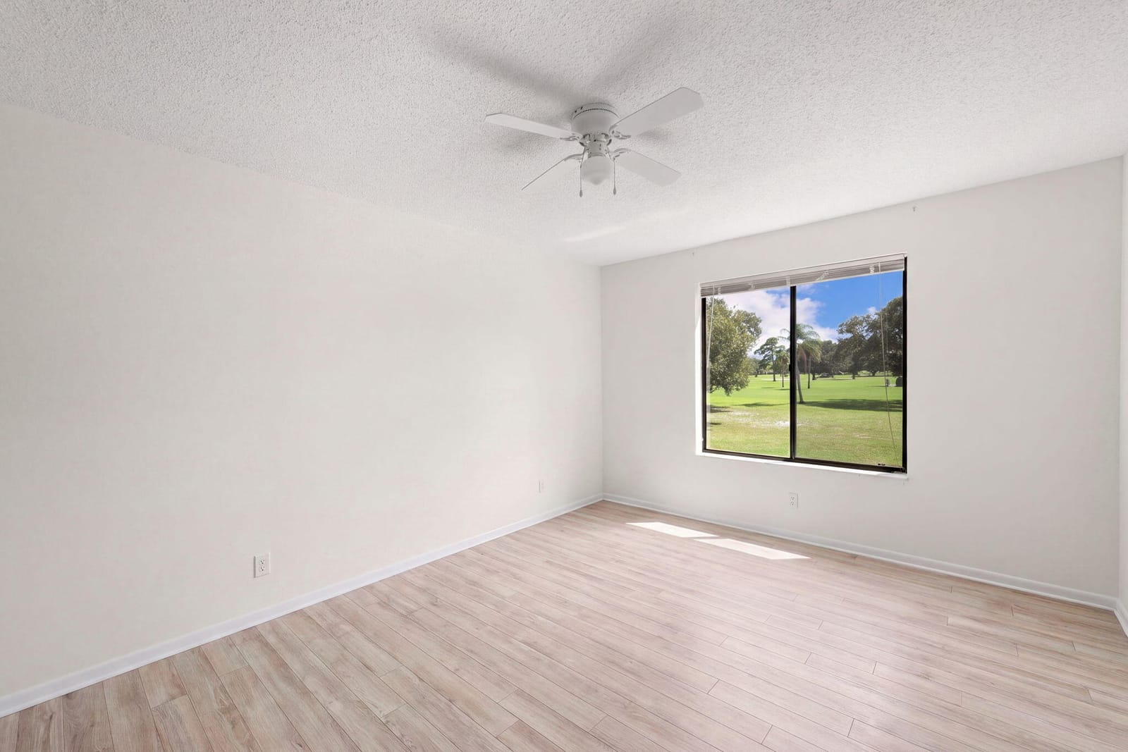 5423 SE MILES GRANT Road SE F-203, Stuart, FL 34997 photo 13