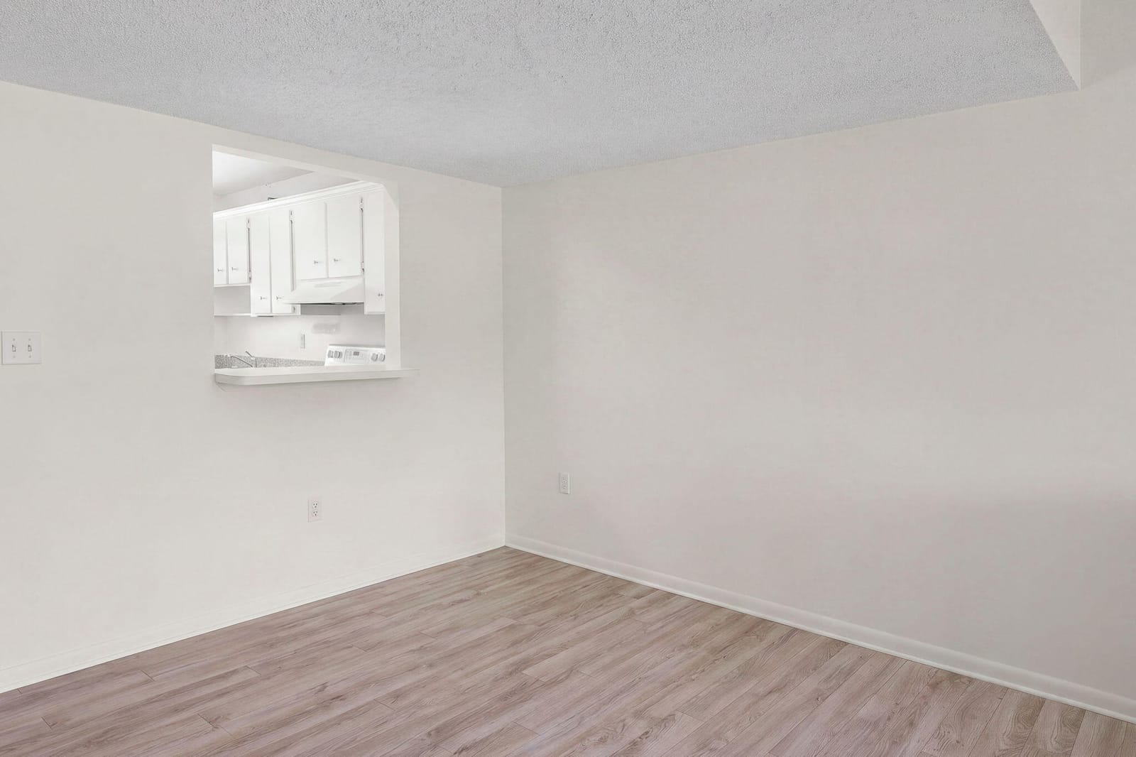5423 SE MILES GRANT Road SE F-203 — photo 7