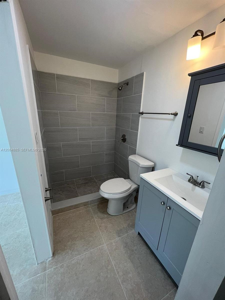 3104 Tropic Boulevard ., Fort Pierce, FL 34946 photo 2