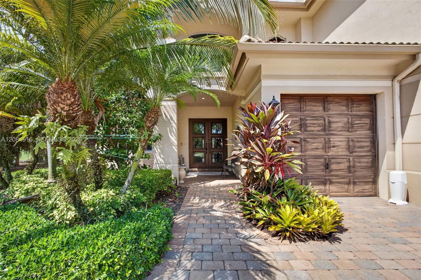 739 Cote Azur Drive, Palm Beach Gardens, FL 33410 photo 3
